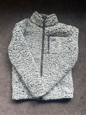 Women’s Light Gray Sherpa Zip-Up Sweater Jacket